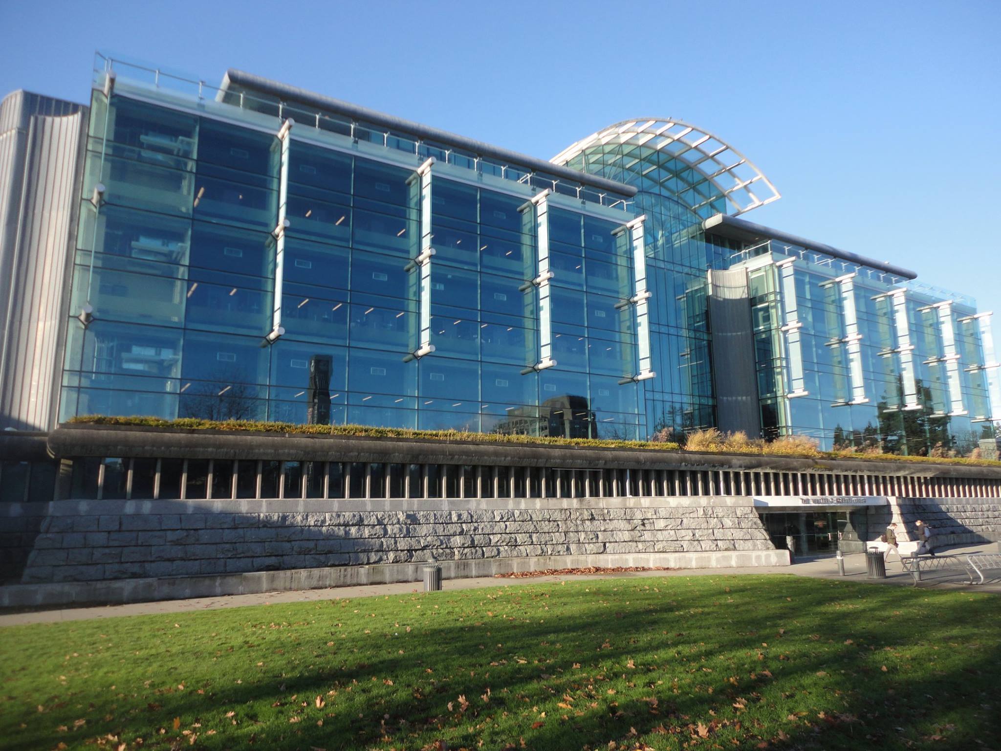 IEM & UEM will be organizing the IEEE IEMCON 2016 conference in Vancouver, Canada from October 13 - 15.