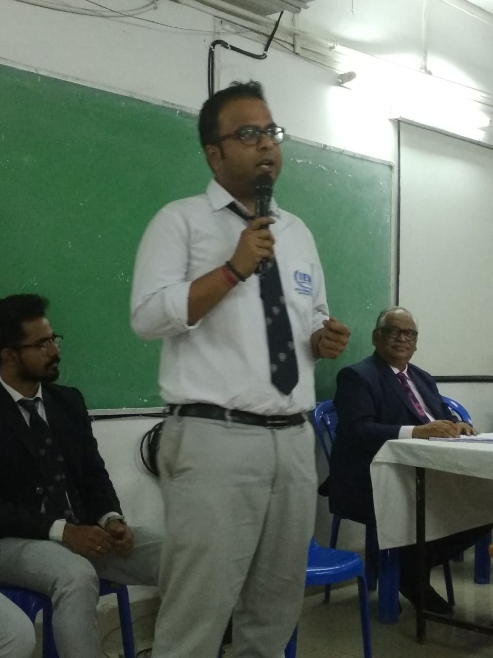 Glimpses of the Annual Debate of English Literary Society of IEM MBA department