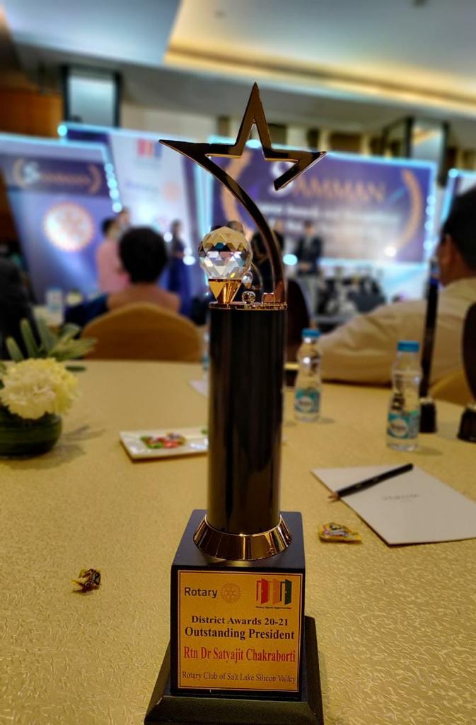 IEM received "Outstanding President District Award"