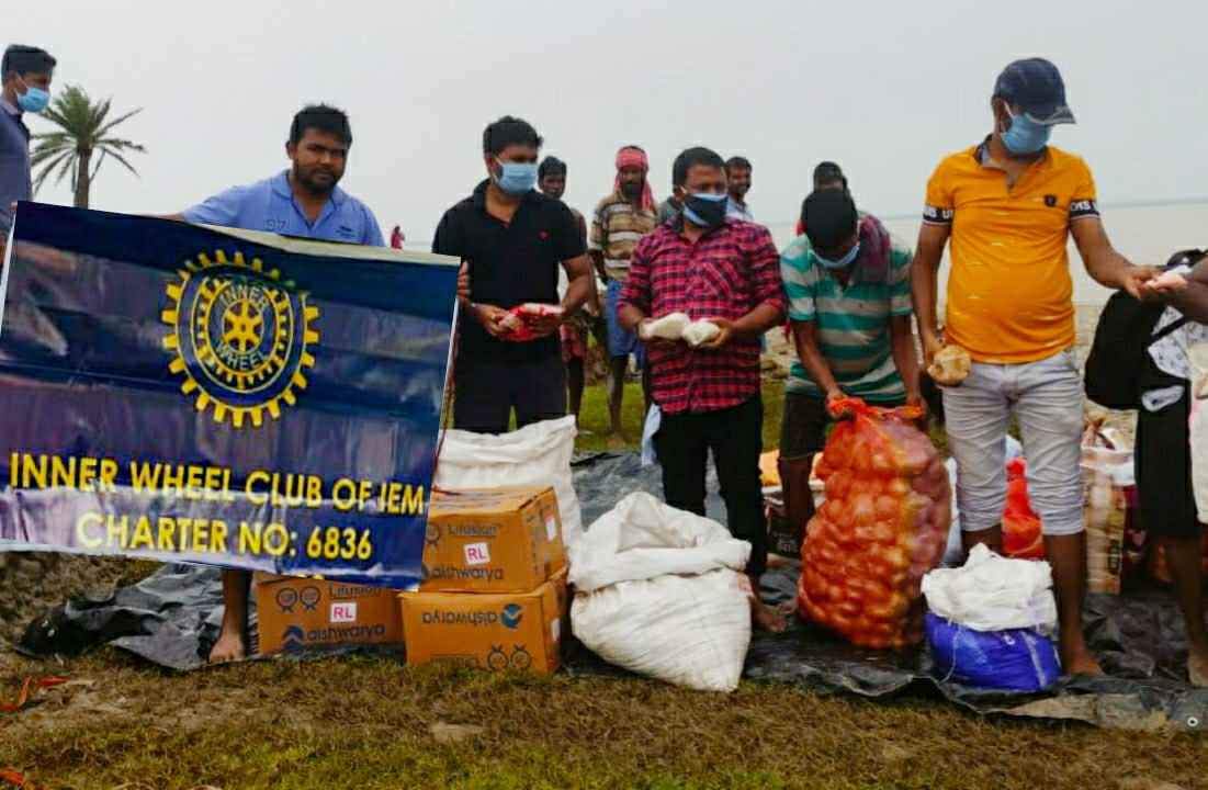 Daily grocery & utensils distribution in slum areas whose houses were burnt by fire on 10 th February,2021